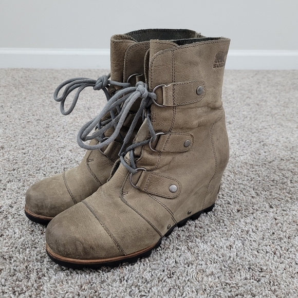 Sorel Shoes - Sorel Joan of Arctic Wedge Mid Boots